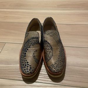 Free people platform flats or loafers with gold and navy blue detailing size 39